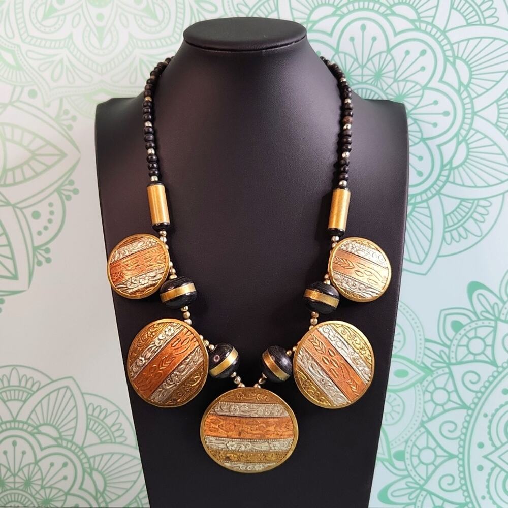 Vintage Unsigned 70s Mixed Metal Necklace